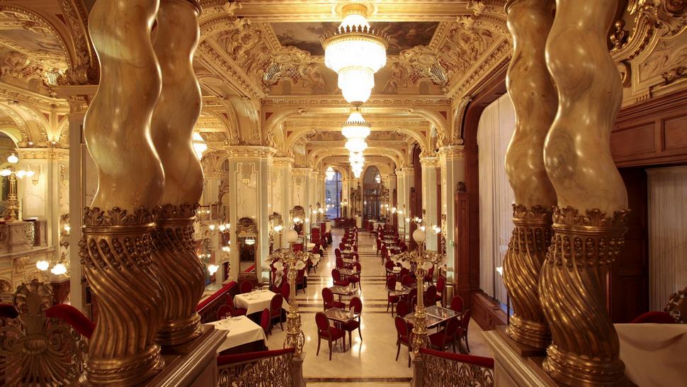 Zavirite u New York Café u Budimpešti, jedan od najljepših kafića na svijetu