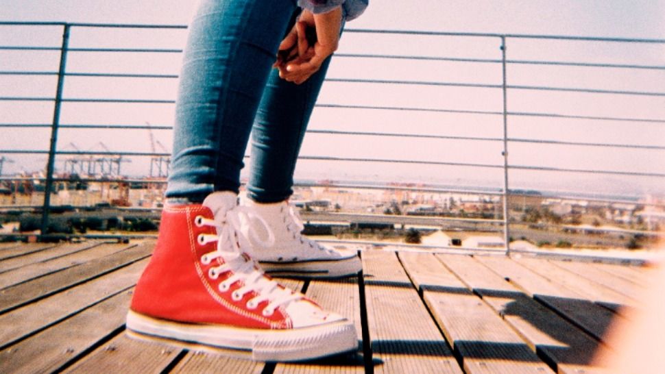 Zašto je nova Converse „Love Fearlessly“ kolekcija najbolji dar za Dan žena?