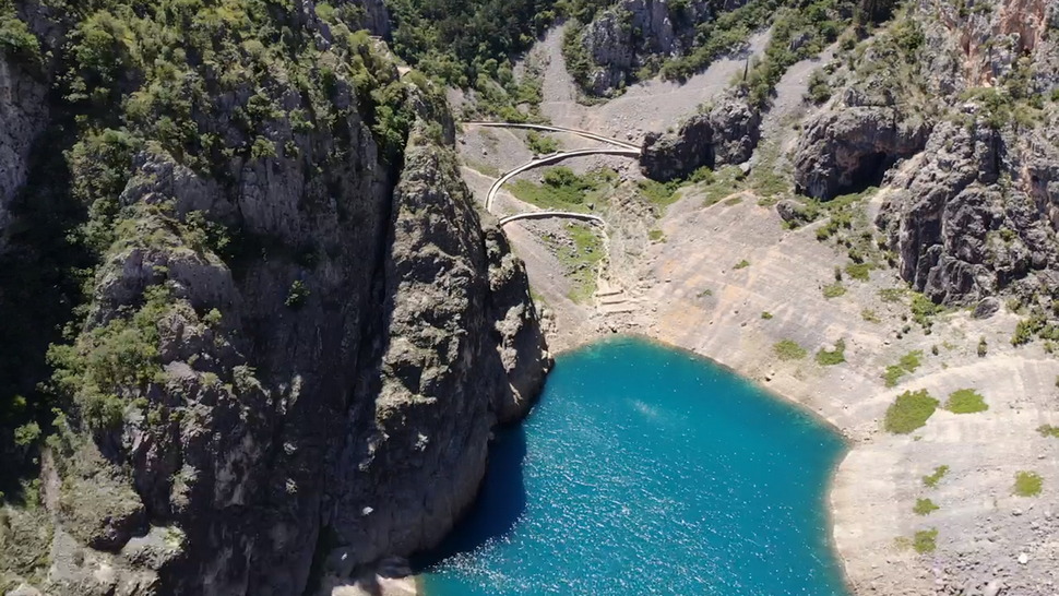 Bajkovita jezera u Imotskom najljepša su razglednica iz Dalmatinske zagore