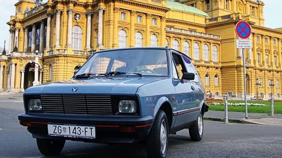 Yugo car adventure: Jeste li spremni za razgledavanje zagrebačkih znamenitosti u “Jugiću”?