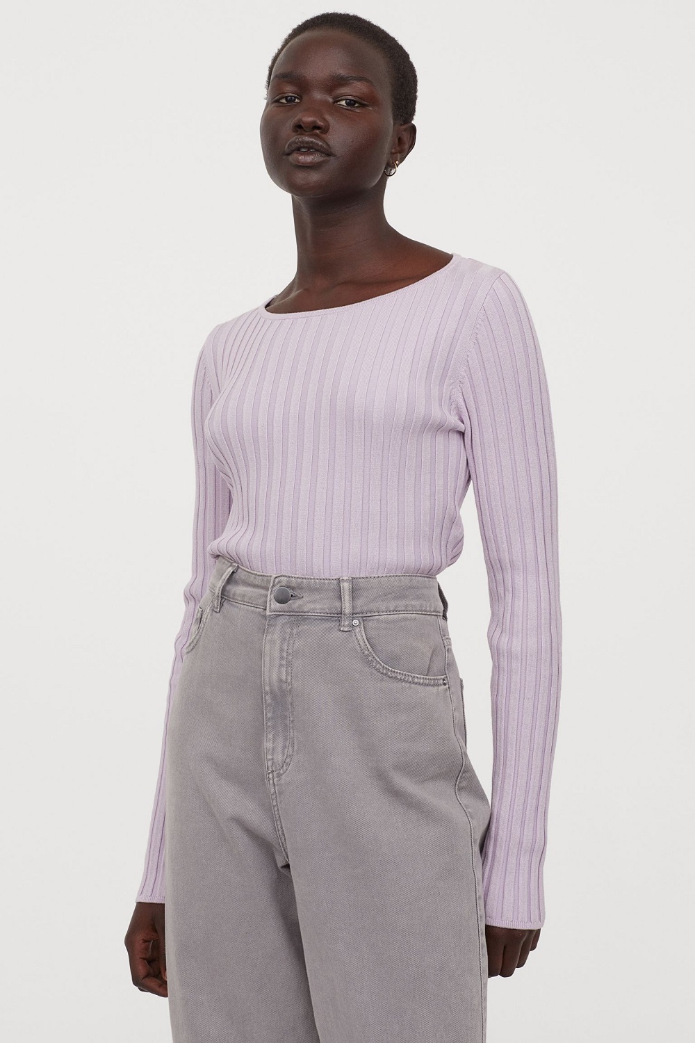 H&M pulover s otvorenim leđima jesen 2020.ver s otvorenim leđima jesen 2020. 3