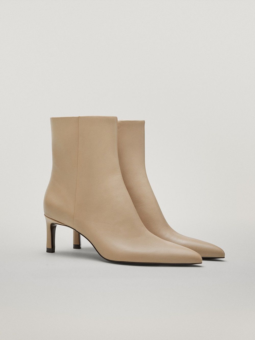 Massimo Dutti kožne čizme zima 2020.