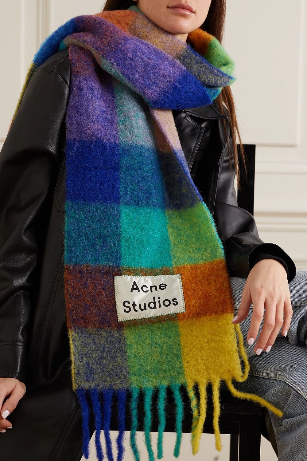 Acne Studios šalovi zima 2020.