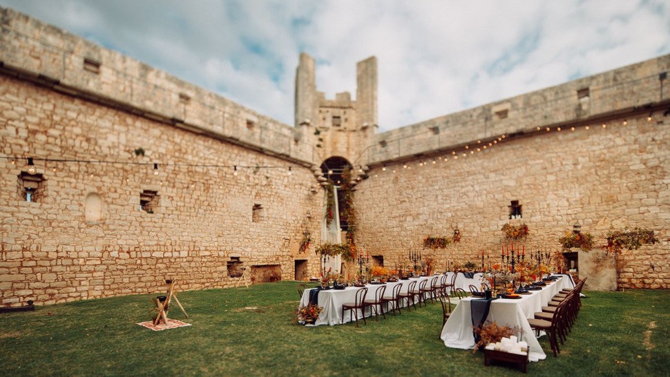 Kako izgleda jedno vjenčanje u  bajkovitom dvorcu u istarskom Svetvinčentu