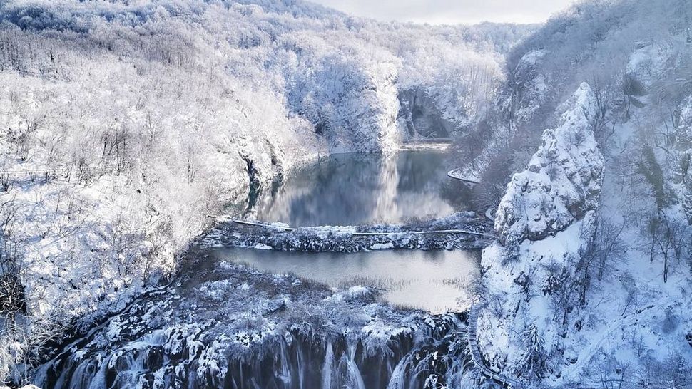 Ovih dana na Plitvičkim jezerima vlada prava zimska idila