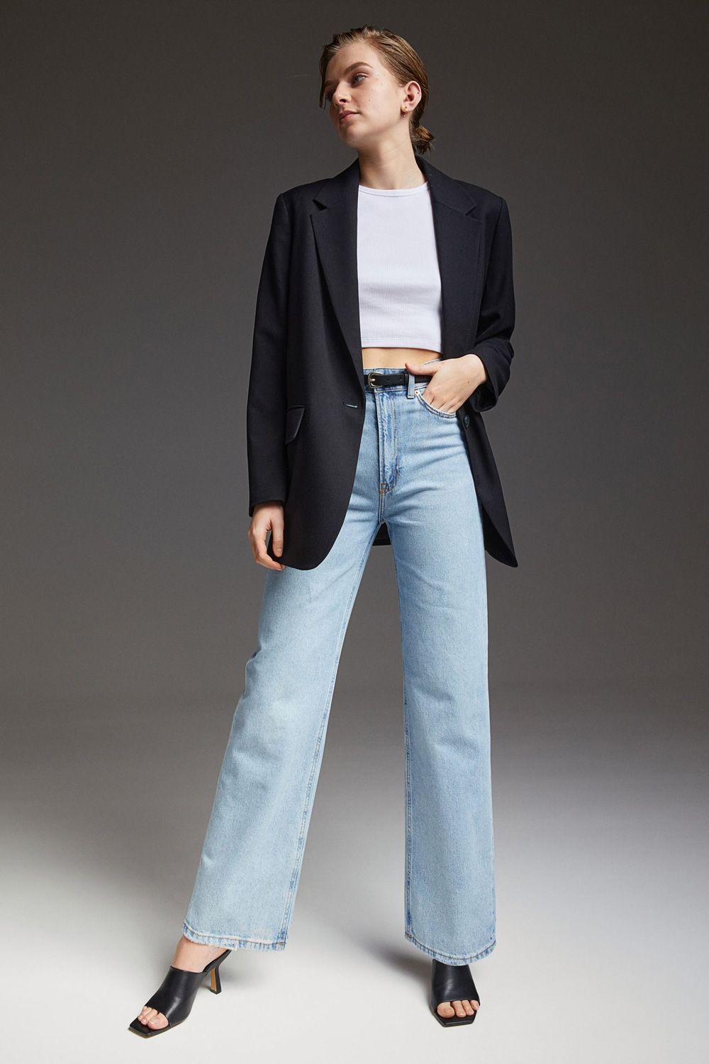 H&M plave traperice 2021.