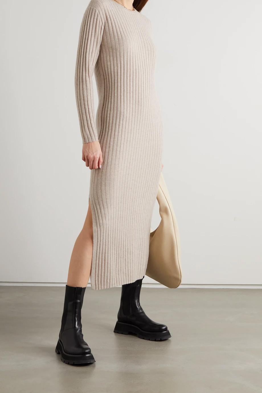 Lisa Lang pulover haljina 2021.