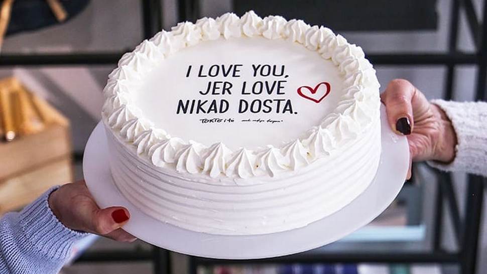 Torta s ovim porukama bit će najoriginalniji poklon za Valentinovo