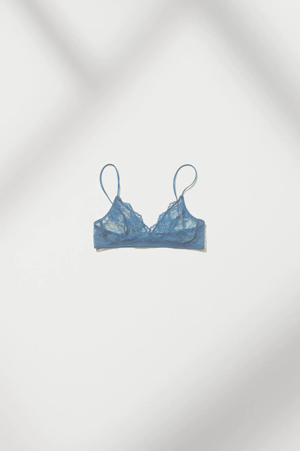 Zara bralette grudnjak od čipke proljeće 2021.