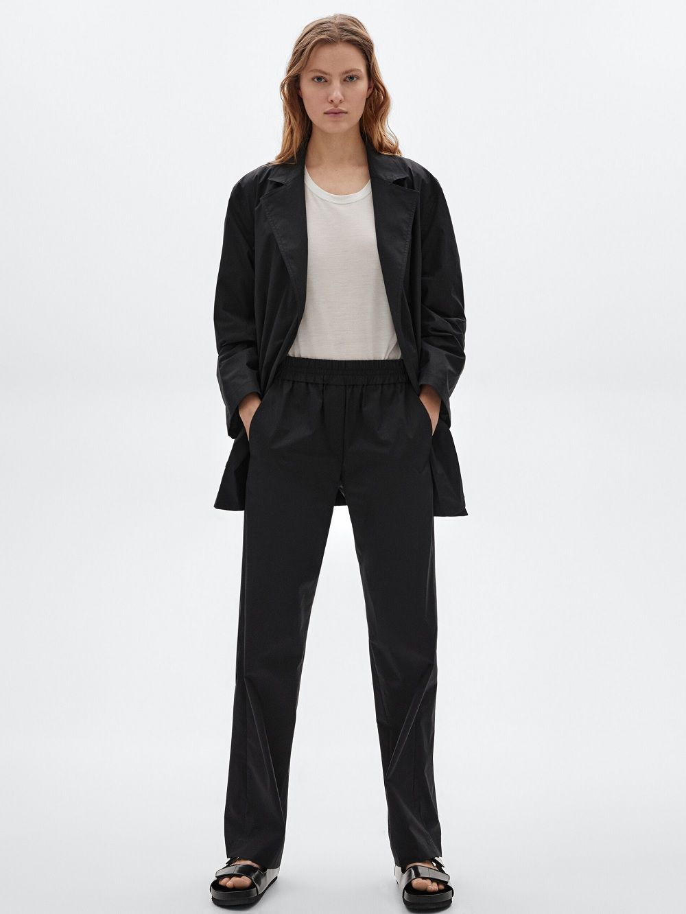 Massimo Dutti udobne hlače proljeće 2021. 