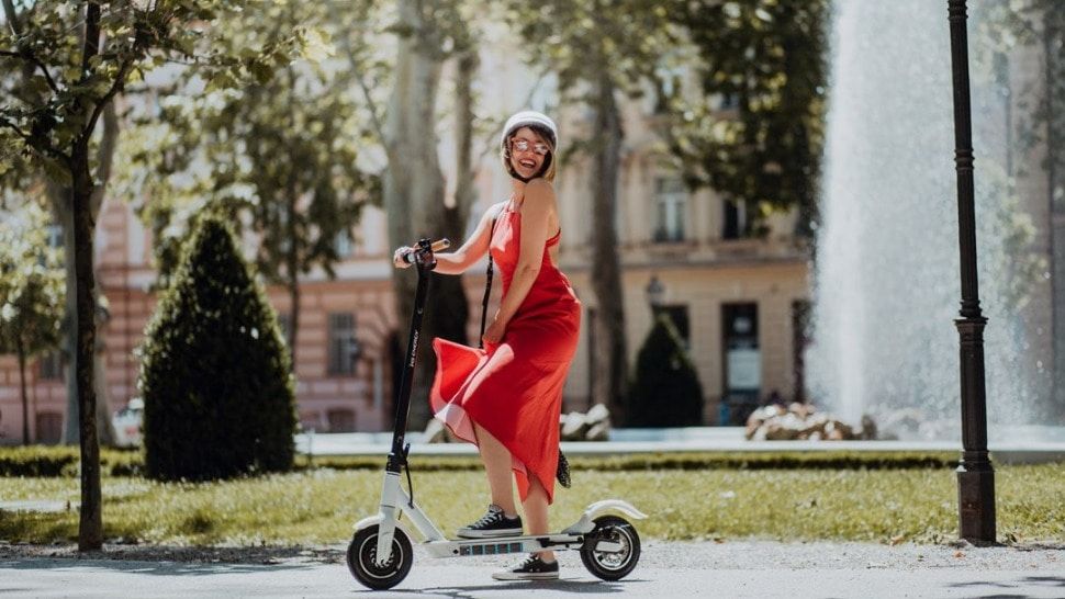 Kako je romobil preko noći postao najpopularnije gradsko prometalo?