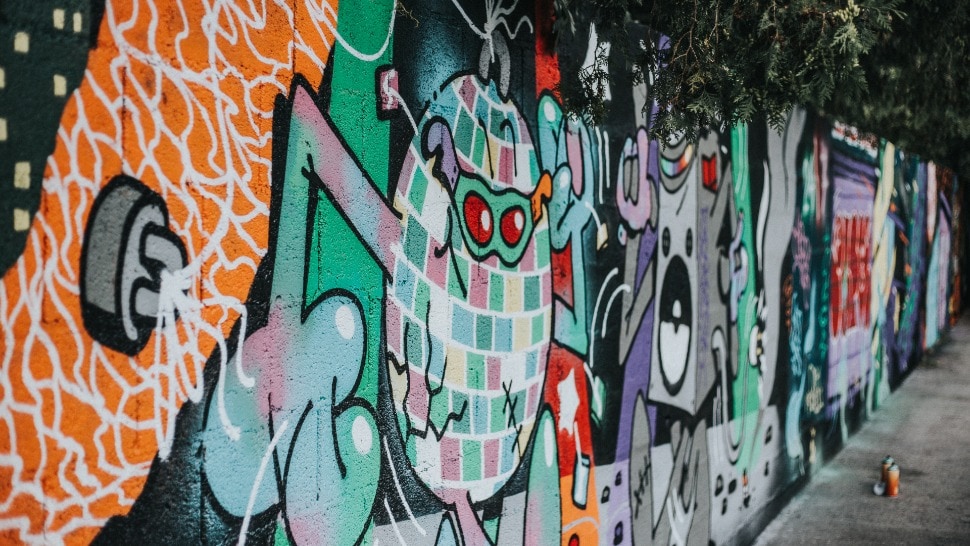 Pogledajte kako je ekipa iz Graffiti na Gradele oslikala zidove Vintage Industrial Bara