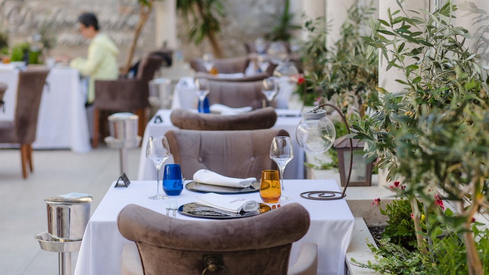 Restoran Dubrovnik osvaja šarmantnom terasom i mediteranskim jelima