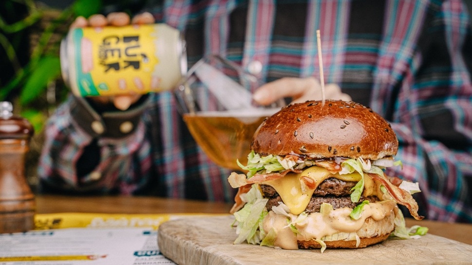 Submarine Burger predstavio je prvo burger pivo u Hrvatskoj