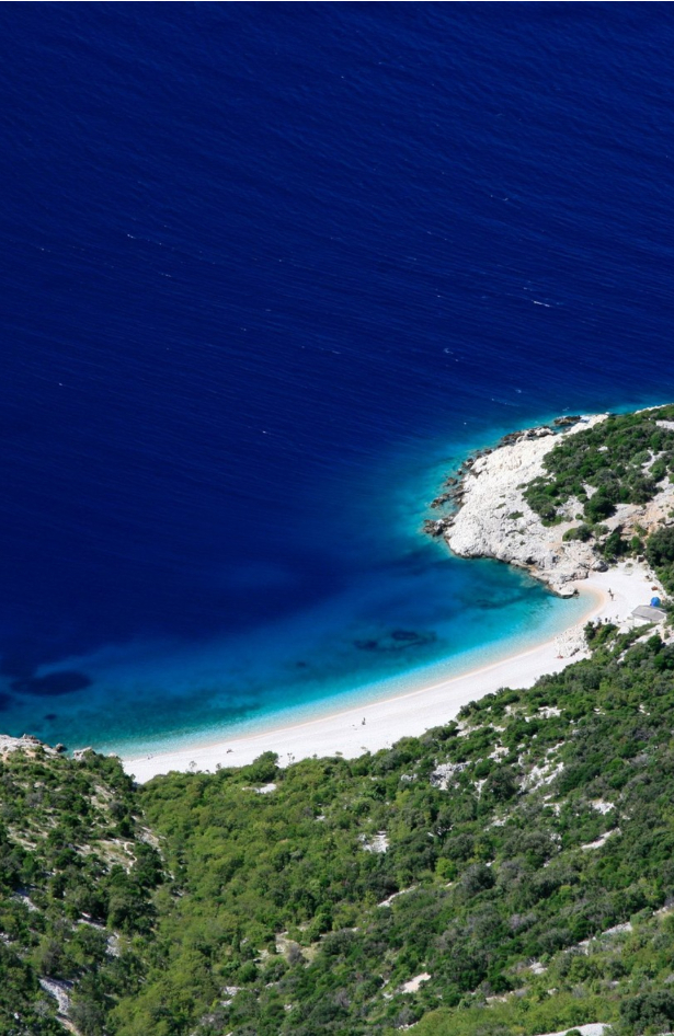 Mjesto na Cresu koje krije jednu od najljepših plaža na Jadranu