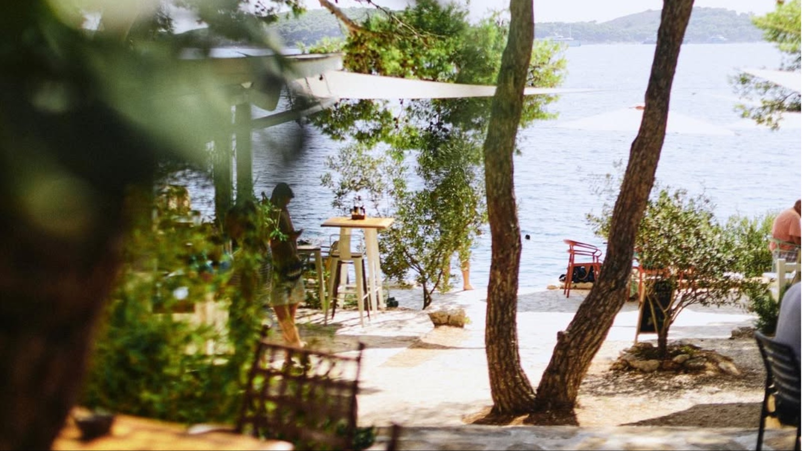 Falko beach bar na Hvaru je pravo mjesto za ljetno uživanje
