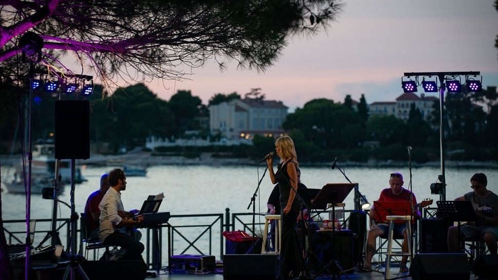 Rovinj Art&More pripremio večer za pamćenje i okupio brojna poznata lica