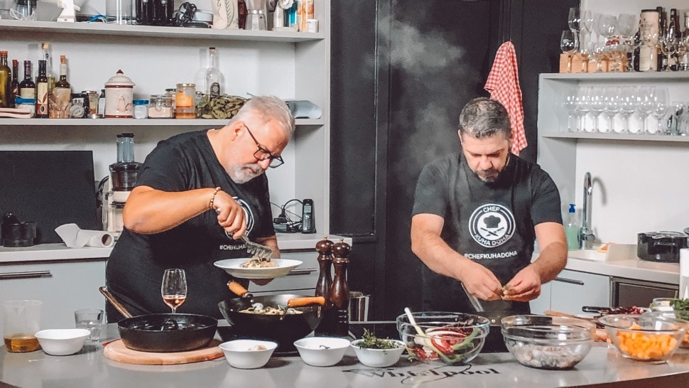 365 dana nakon potresa, za Petrinju i Sisak kuhaju volonteri ‘Chef kuha doma’