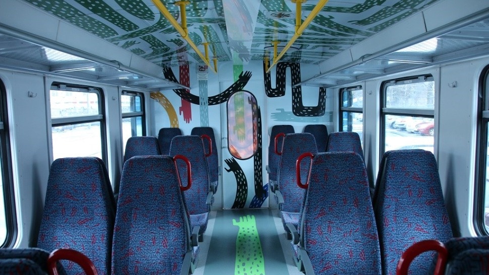 HŽ-ov vlak ukrašen umjetničkim djelima
