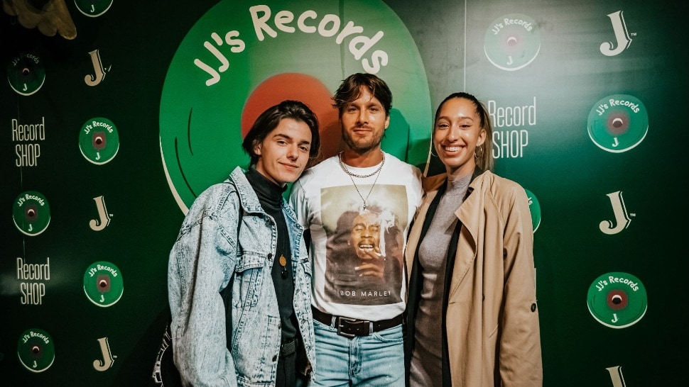 Odabrani gosti i poznata lica na otvorenju vinyl shopa J.J.’s Record Store