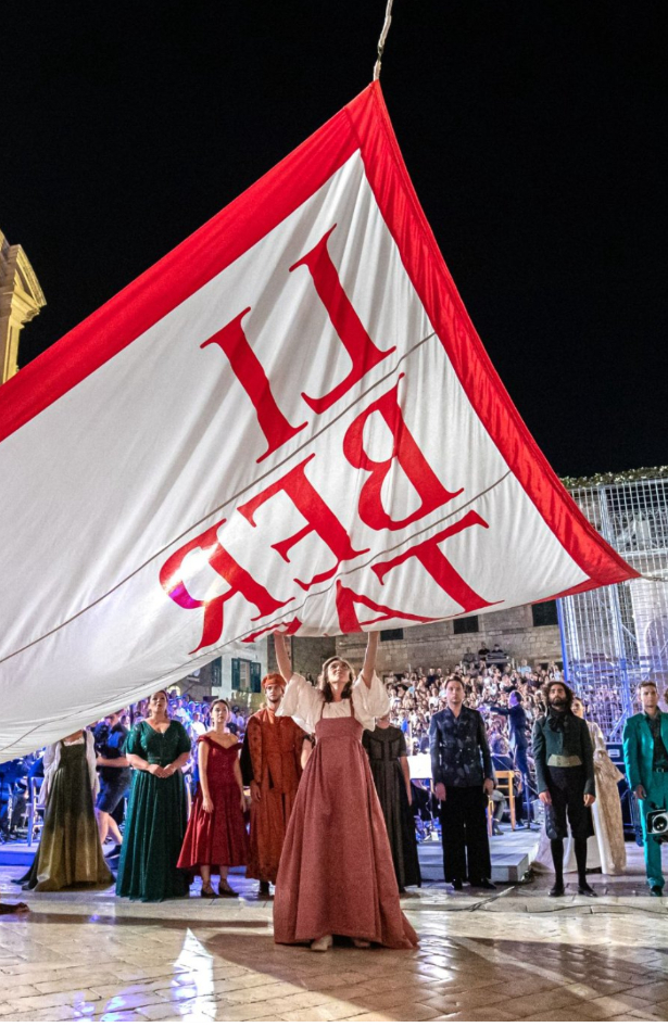 Podizanjem zastave Libertas sinoć su svečano otvorene Dubrovačke ljetne igre