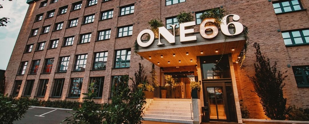 Hotel One66