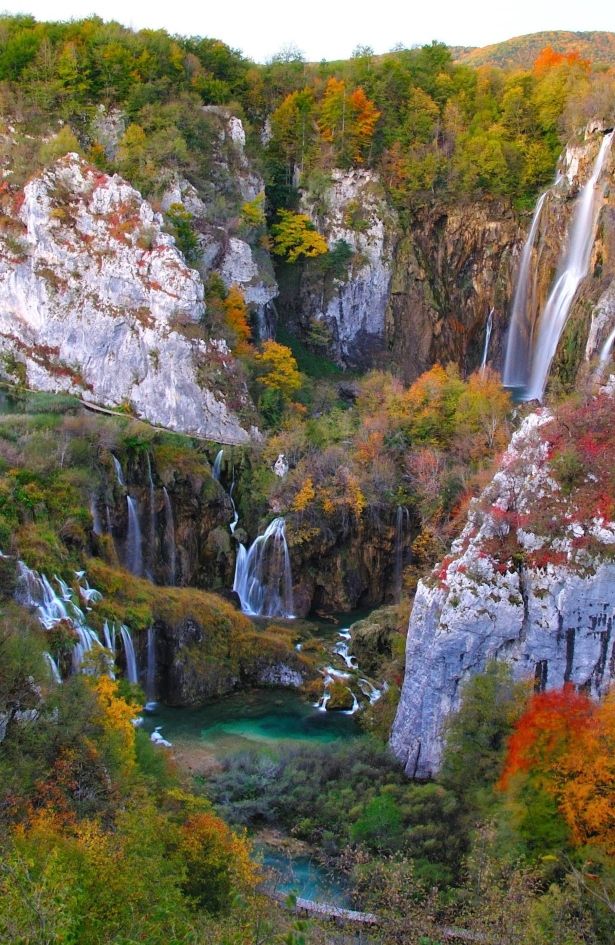 Nacionalni park Plitvička jezera i ove je jeseni snizio ulaznice, a možete ih kupiti već danas