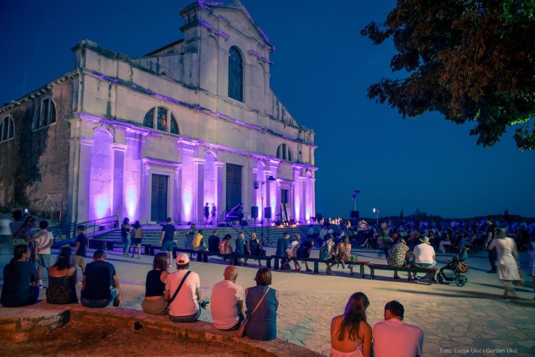 Rovinj Art&more festival