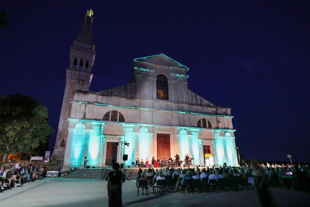 Rovinj Art&more festival