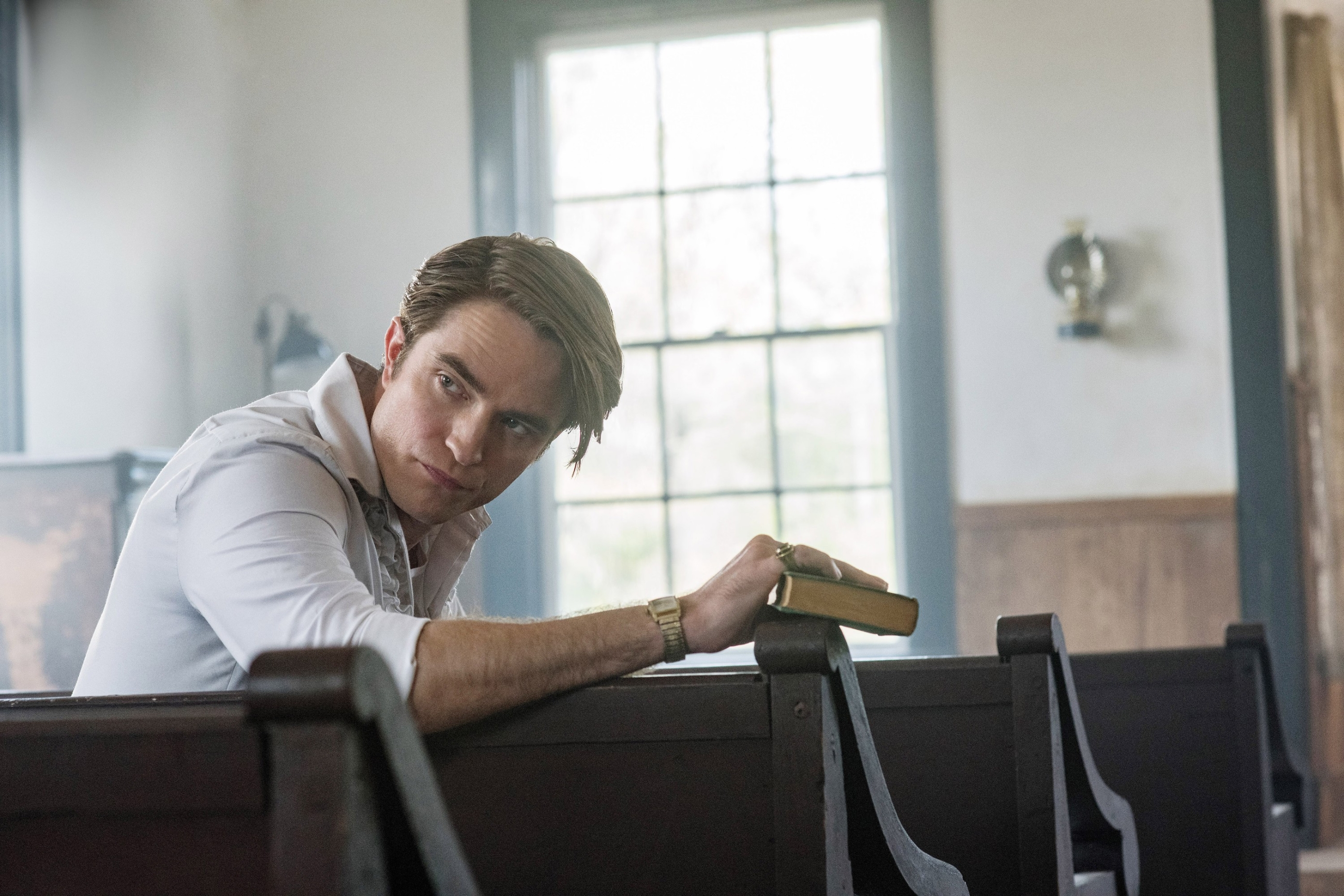 Robert Pattinson okušat će se u malo drugačijoj ulozi – postat će kustos