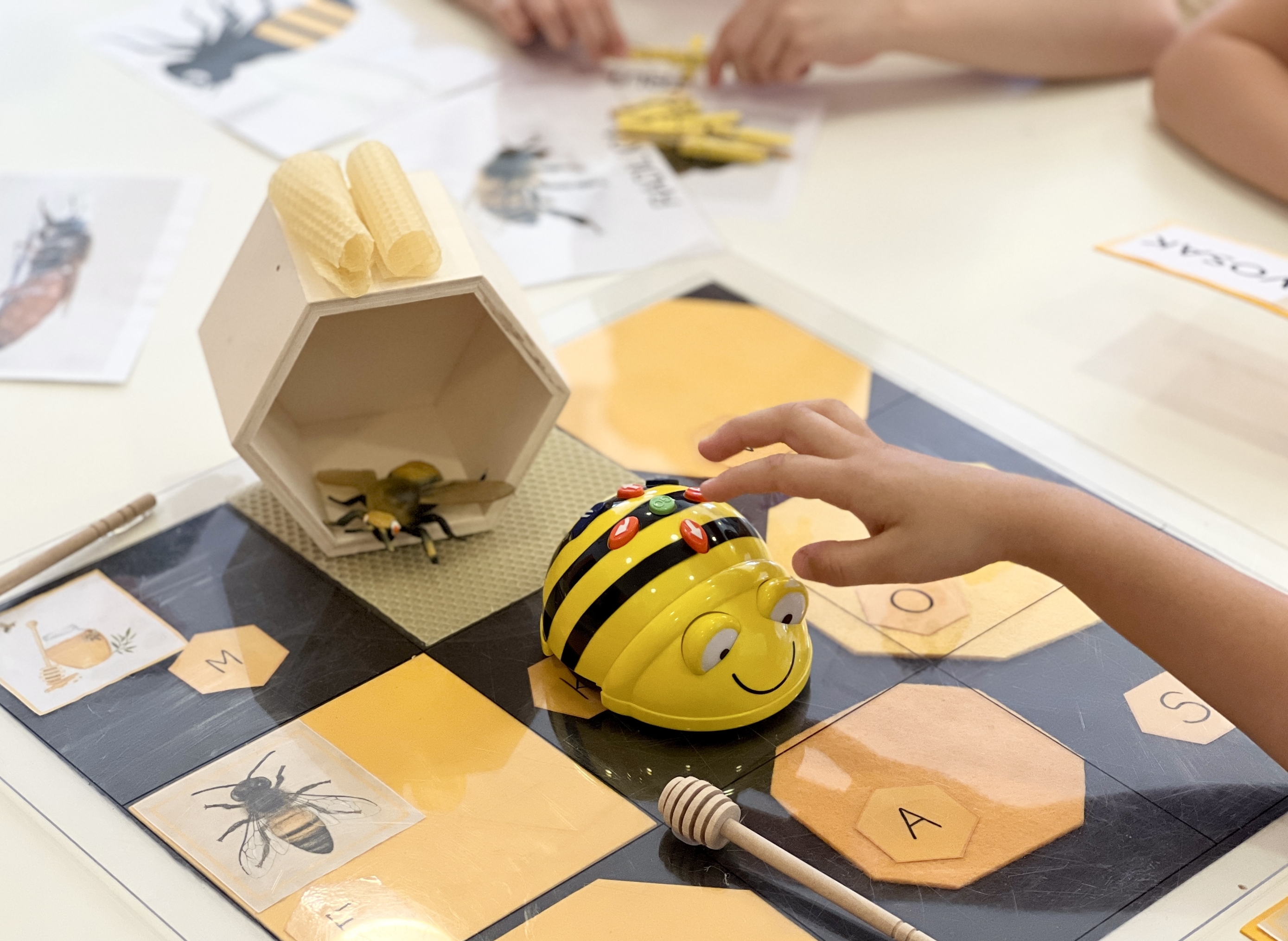 Prijavite svoj vrtić i školu na prvi natječaj o gigaBEEtnim pčelama