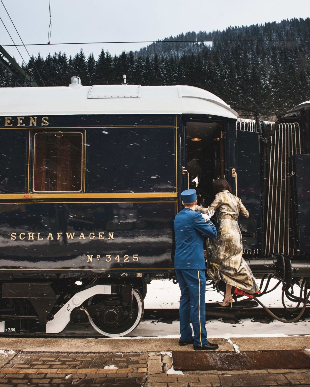 Orient Express prvi puta vozi u blagdanskom raspoloženju