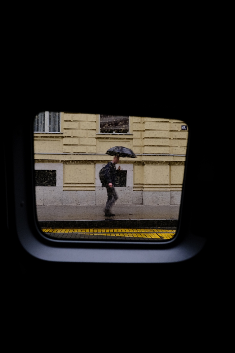 Zagreb, iz prozora taksija na putu za posao