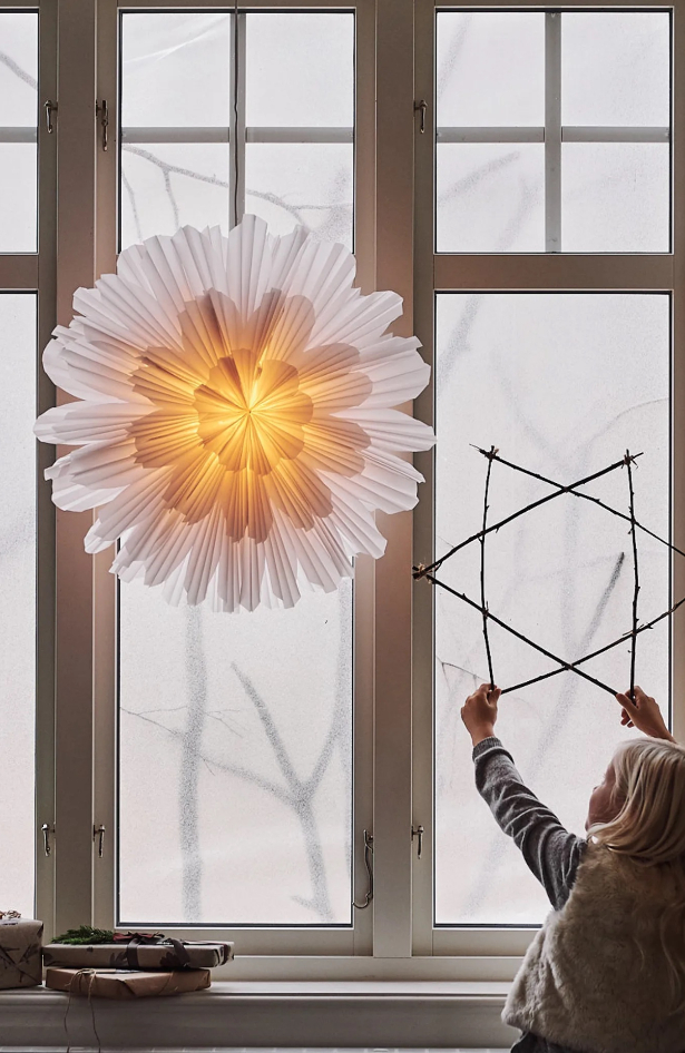 Ovaj skandinavski brend ima najljepše božićne zvijezde koje će osvjetliti vaše prozore