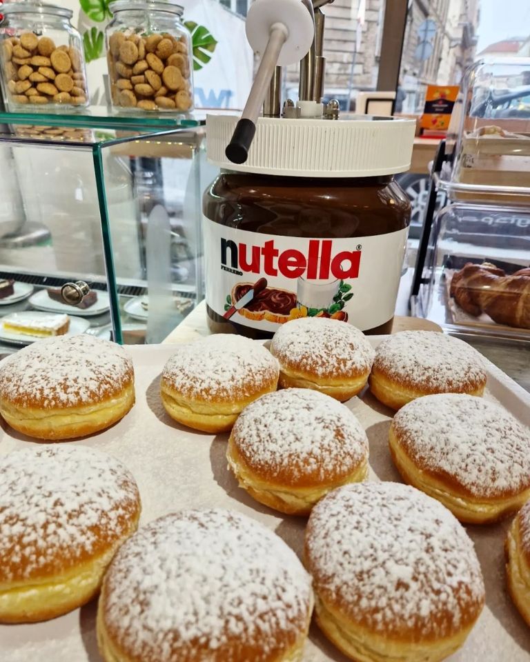 Bomboloni