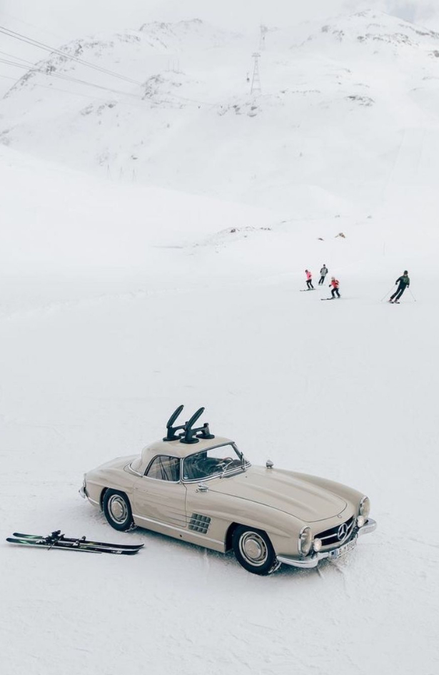 Najljepše zimske retro razglednice dolaze iz St. Moritza, najprestižnije skijaške destinacije na svijetu