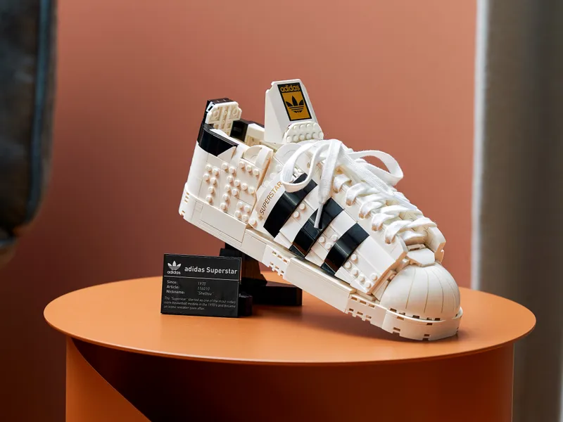 LEGO adidas Superstar