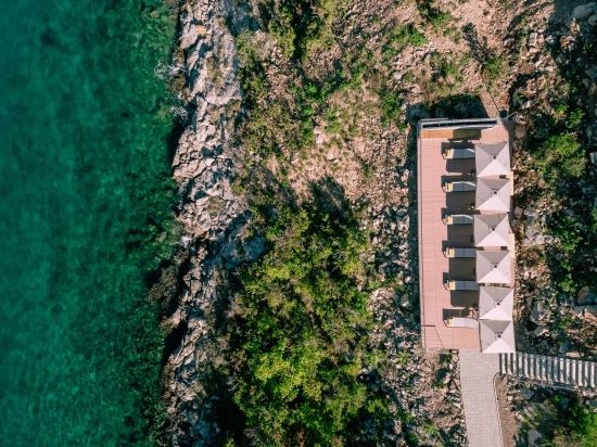 Veladrion resort 