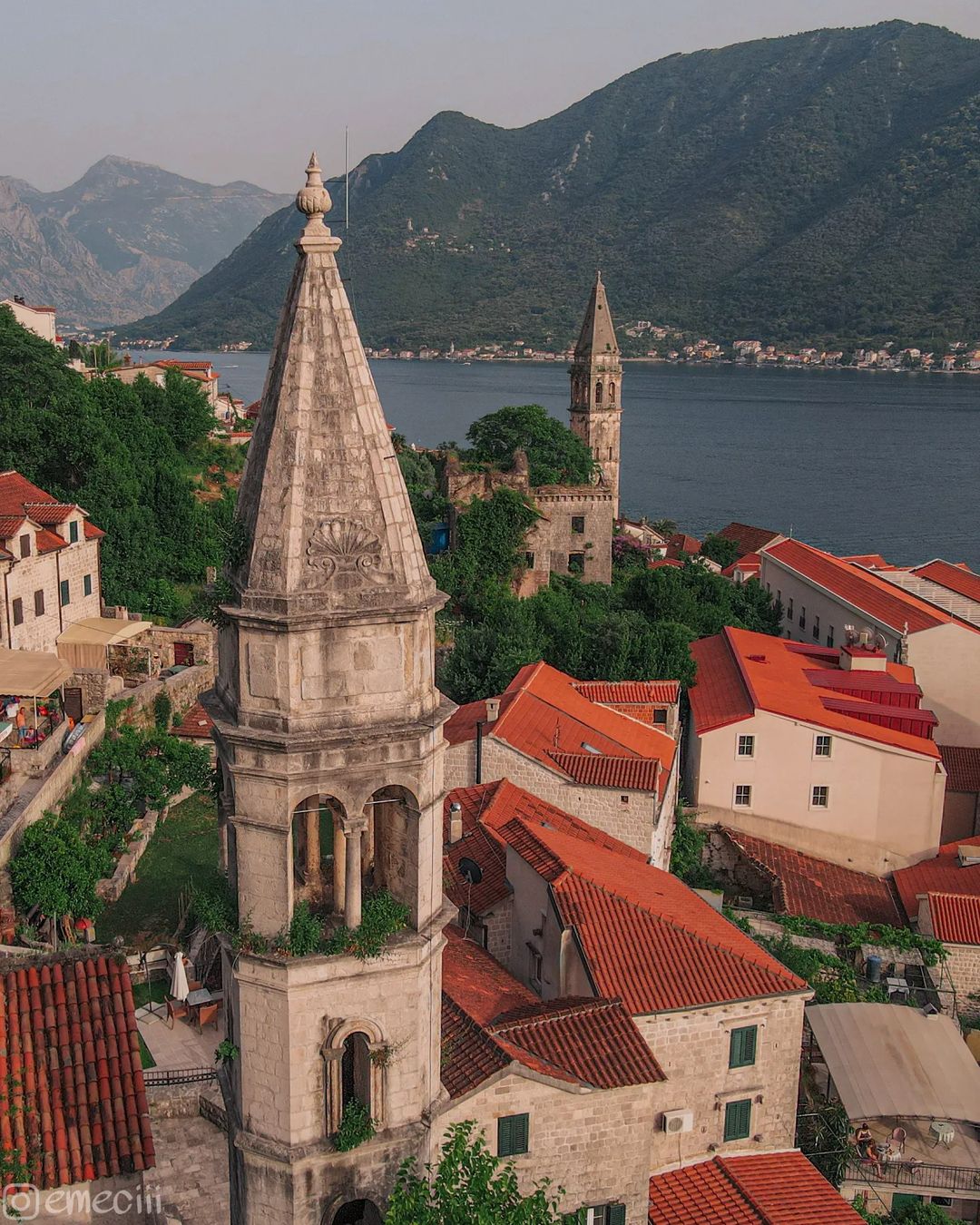 INSTA(NT) TRAVEL: Jedinstveni pejzaž crnogorskog zaljeva