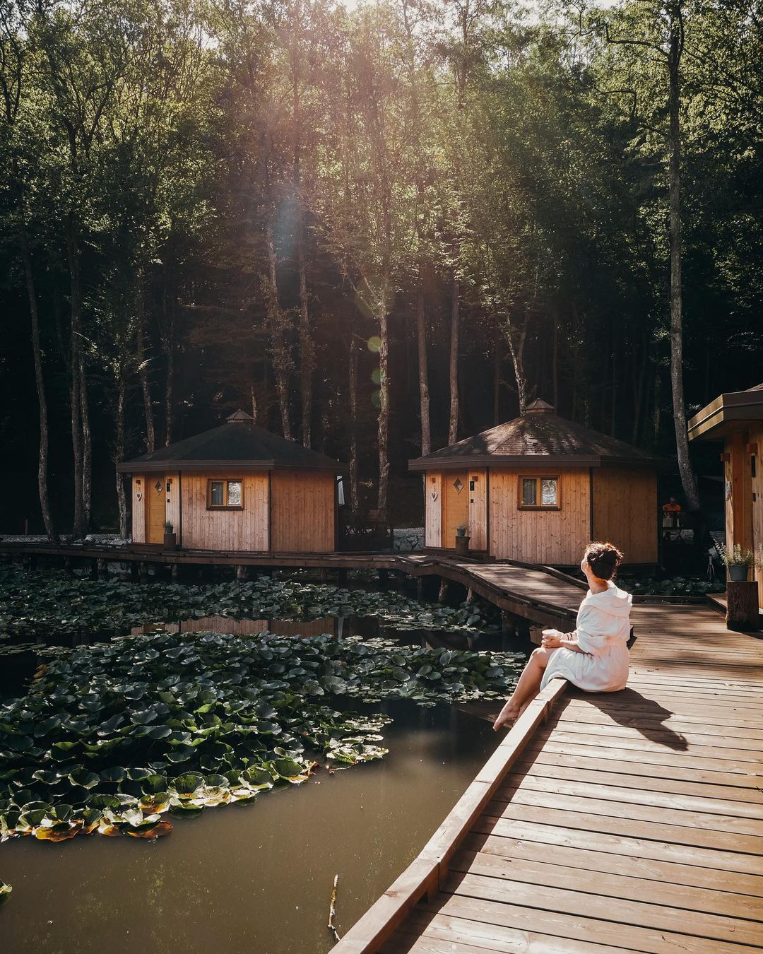 Glamping na vodi: Slovenija nudi bajkovito iskustvo u zagrljaju prirode