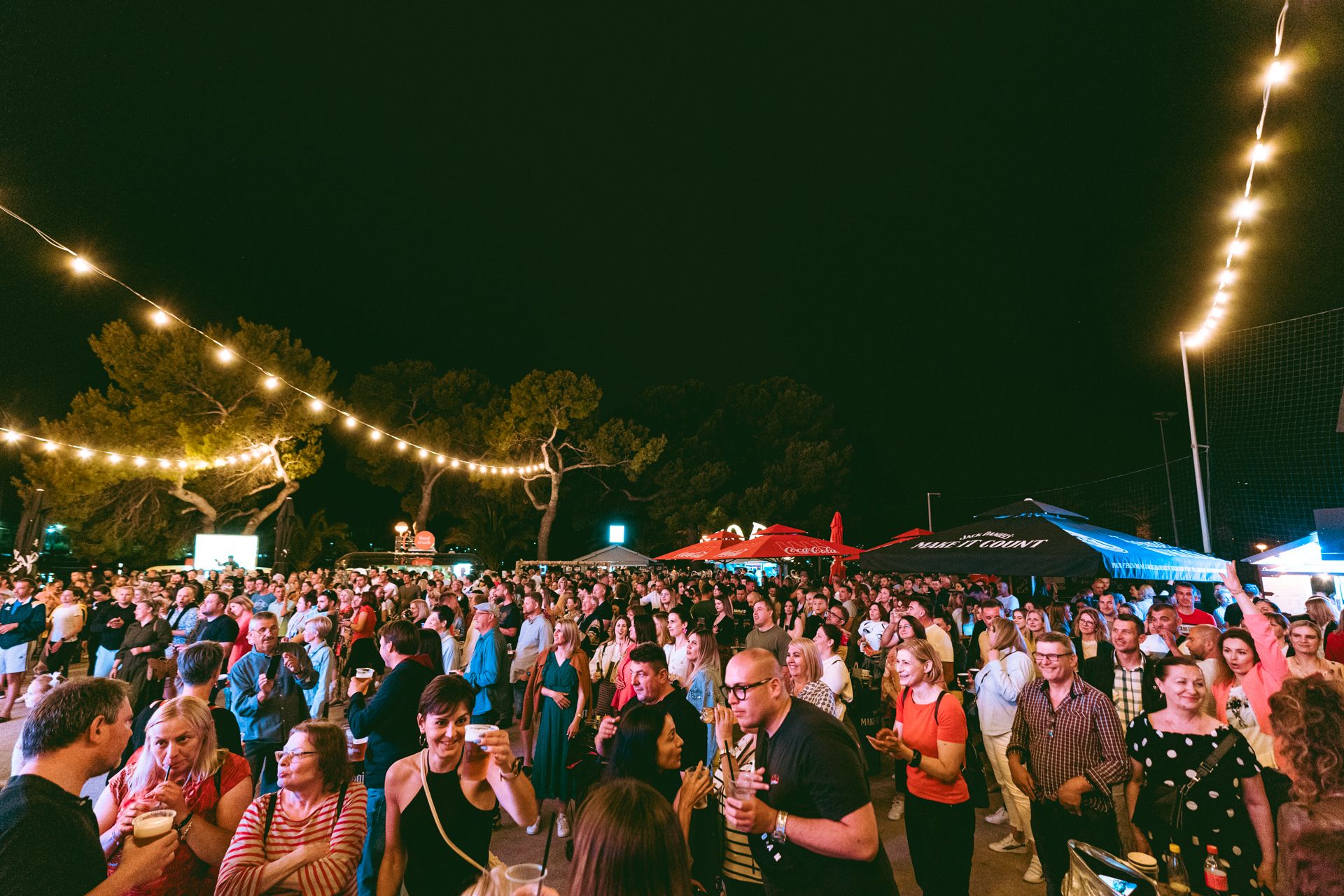 Babarol street food festival se vraća u Trogir, a večeras je otvorenje uz Mjesni Odbor