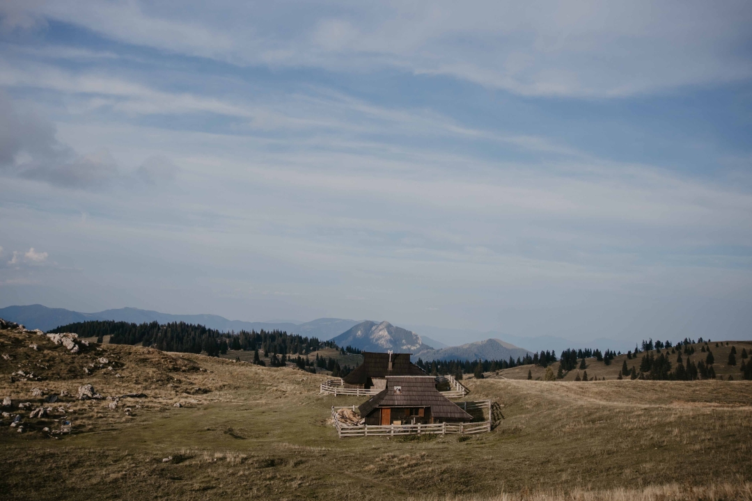 INSTA(NT) TRAVEL: Pastirsko naselje i zadivljujuć pogled s Velike Planine koji ostavljaju bez daha