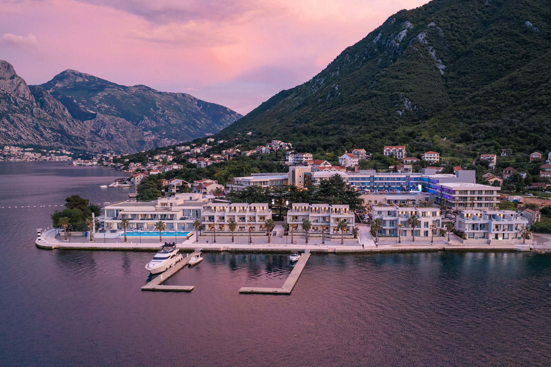 Novi hotel u Boki kotorskoj: Otvoren prvi Hyatt u Crnoj Gori
