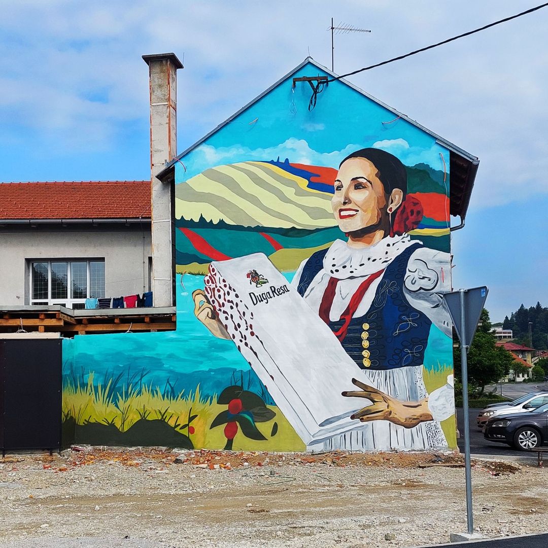 Mural Barica remake je starog tvorničkog murala i izgleda super