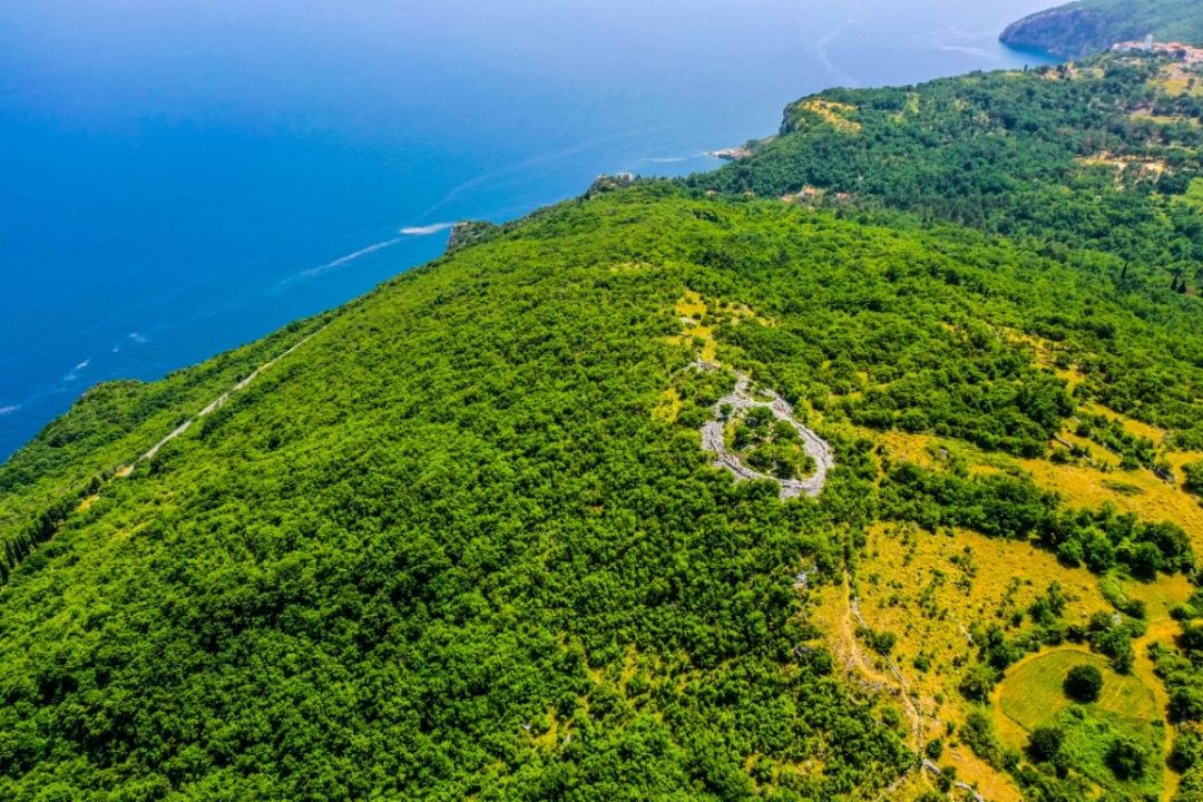 Zeleno-plava panorama općine Mošćenička Draga, Foto: Studio 11