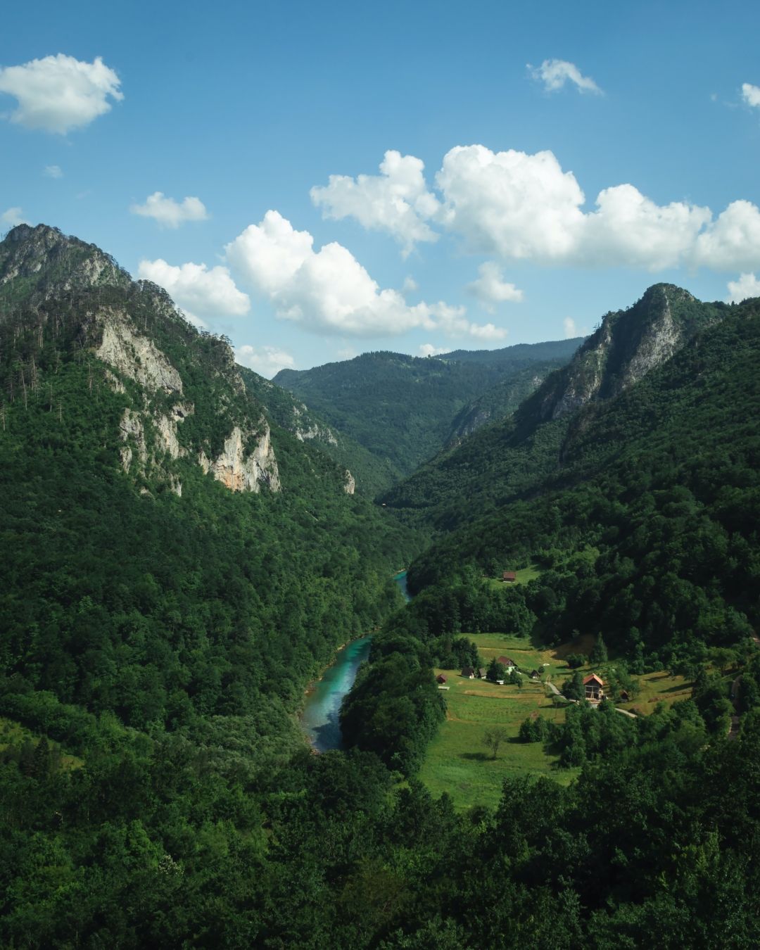 INSTA(NT) TRAVEL: Veličanstveni Durmitor – divlja priroda koju morate posjetiti