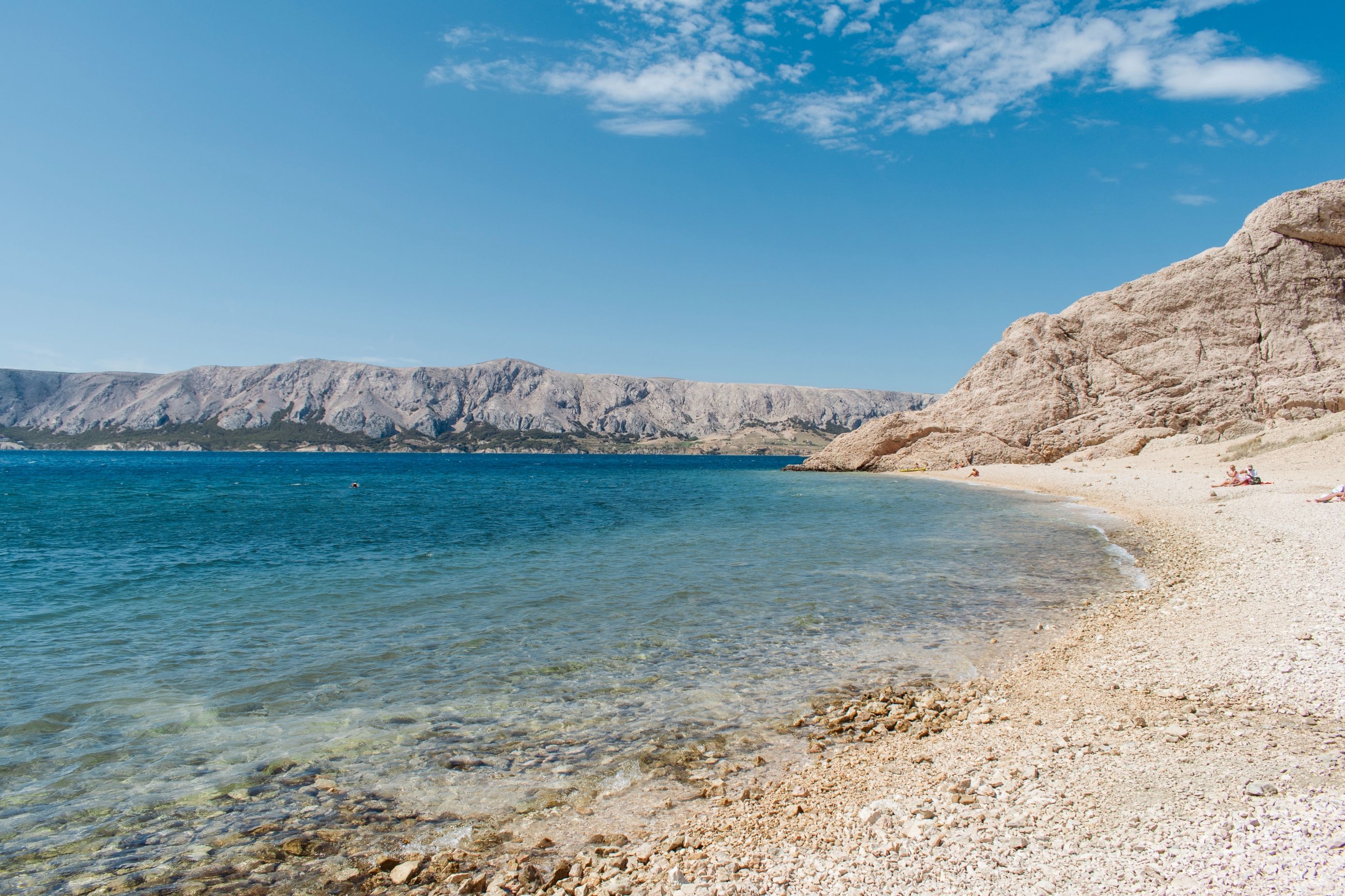 Najljepše skrivene plaže na Jadranu na koje još stignete otići prije kraja ljeta