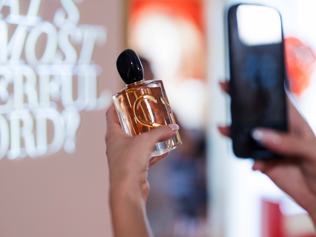 10. godišnjica kultnog Armani Sì parfema: U hotelu Esplanade predstavljena nova bočica