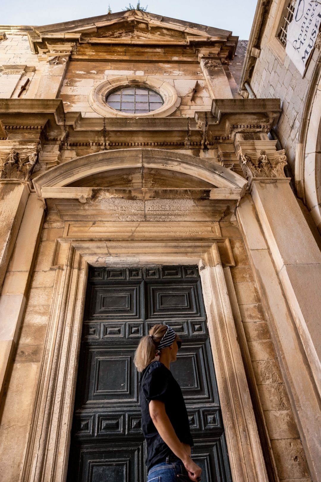 Doors of Dubrovnik Renata Debeljak Vrata Rosario