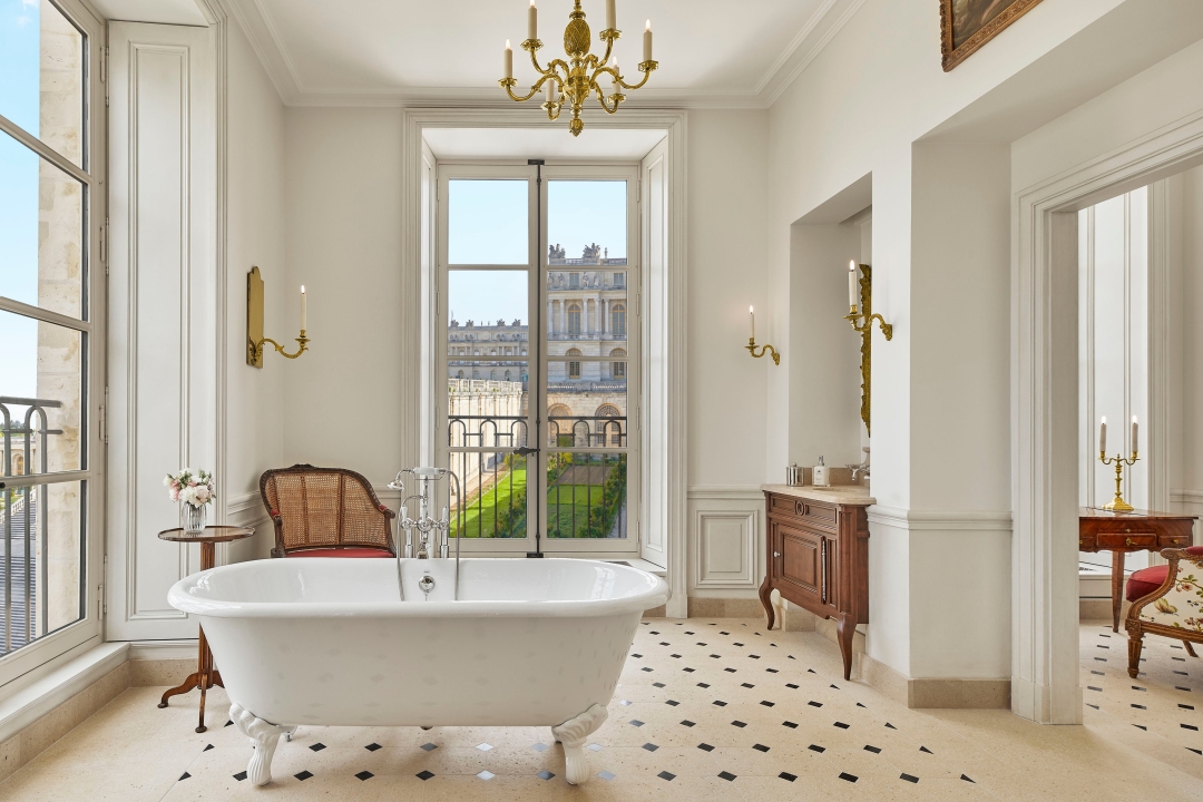 hotel u sklopu palače Versailles_Profimedia